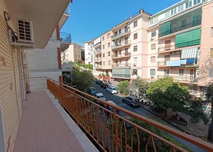 Casa Cecilia, Napoli